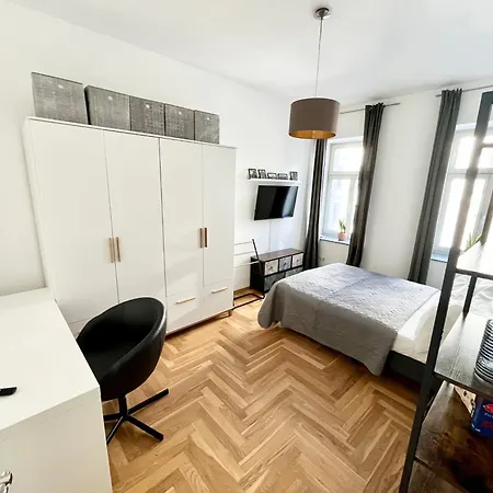 Firstclass 2-room-apartment * Leipzig